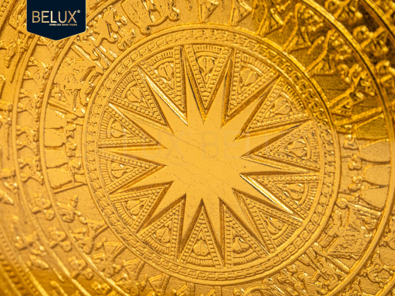 Tranh mặt trống mạ vàng 24k 25x25cm